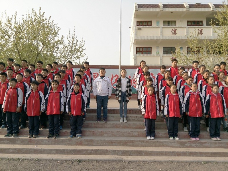 城岗中学举行经典诗歌朗诵比赛_校园之窗_新沂教育