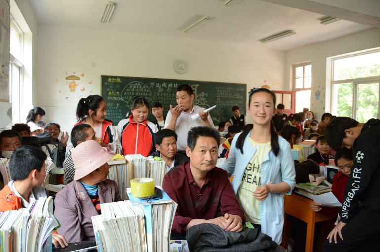 合沟中学家长会剪影_校园之窗_新沂市合沟中学