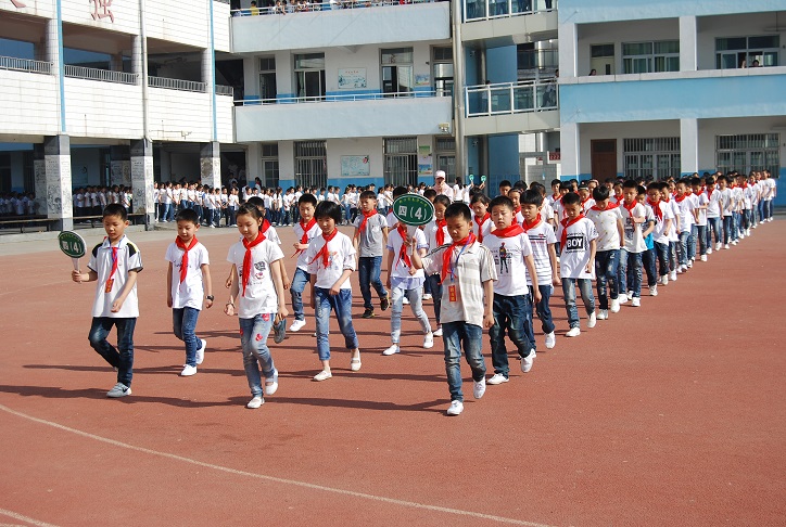 春华小学举办夏季运动会暨广播操比赛_校园掠影_新沂市春华小学