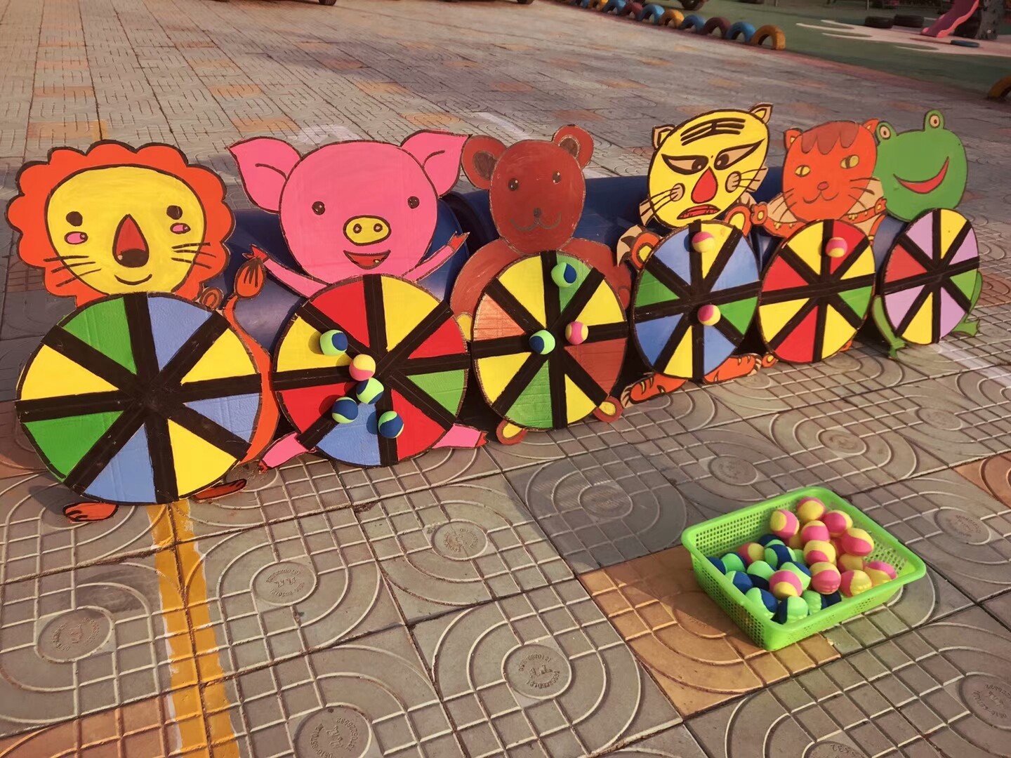乐享童年 运动相伴 东江中心幼儿园举行器械操比赛
