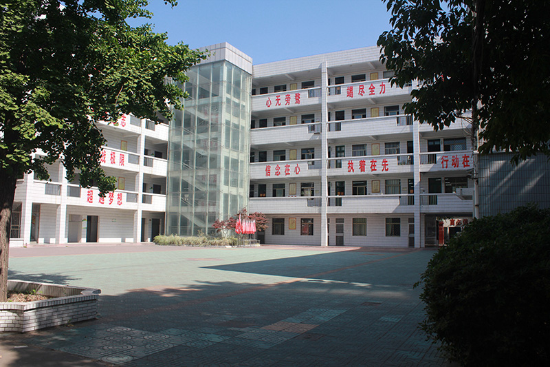 教学楼5.JPG