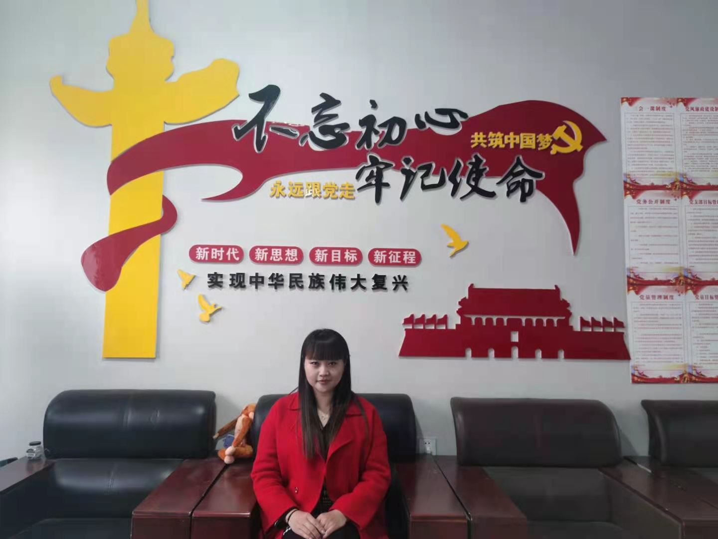 5ea8161adfd596d8939cc9ec71b368e.jpg