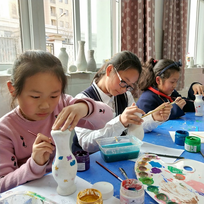 纸塑学生制作.jpg