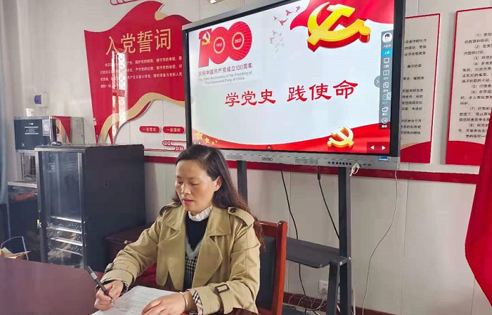 高校长.jpg