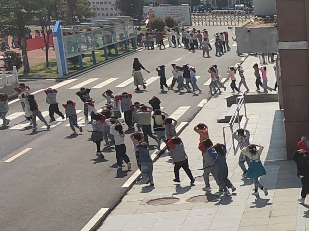 地震2.jpg