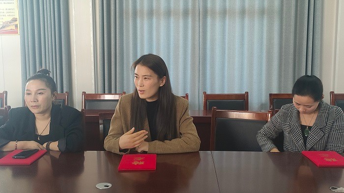 家长发言.jpg