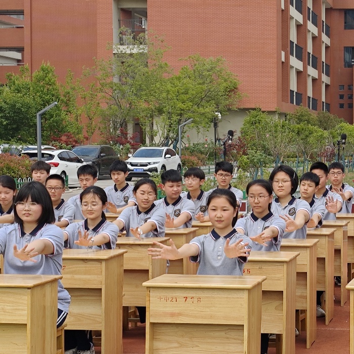 e72fd8d0f932708c8c7be8b5184ce83_副本.jpg