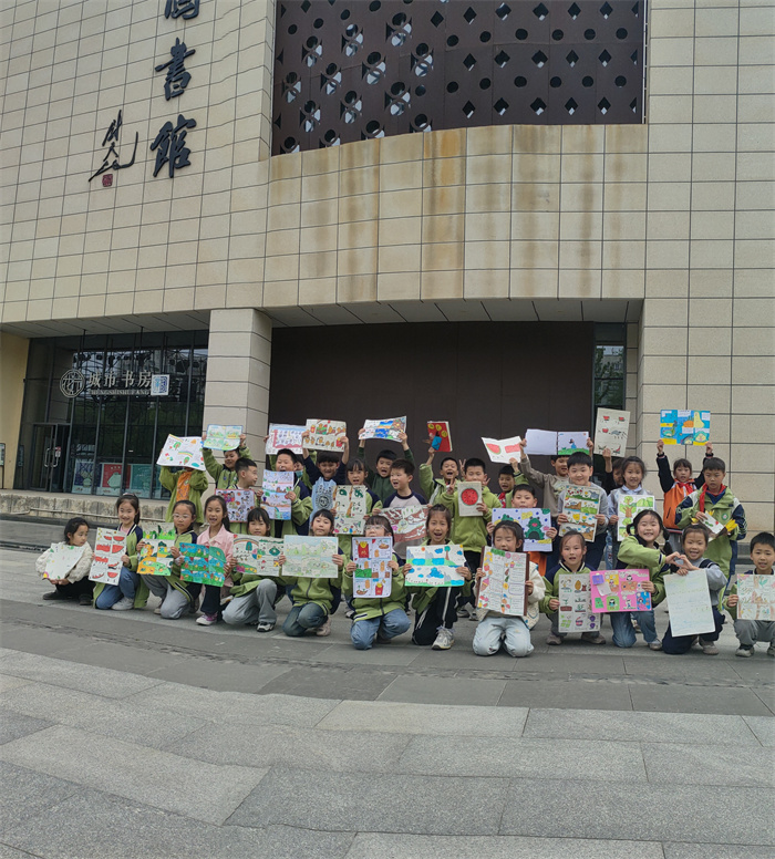 门口.jpg