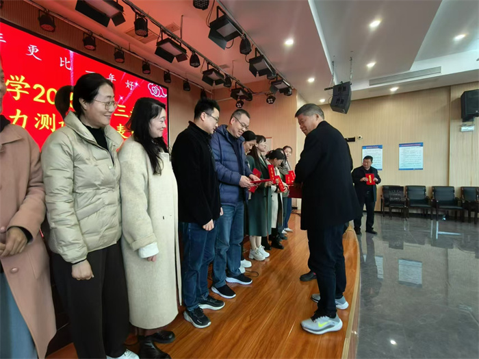 微信图片_20241123004643.jpg