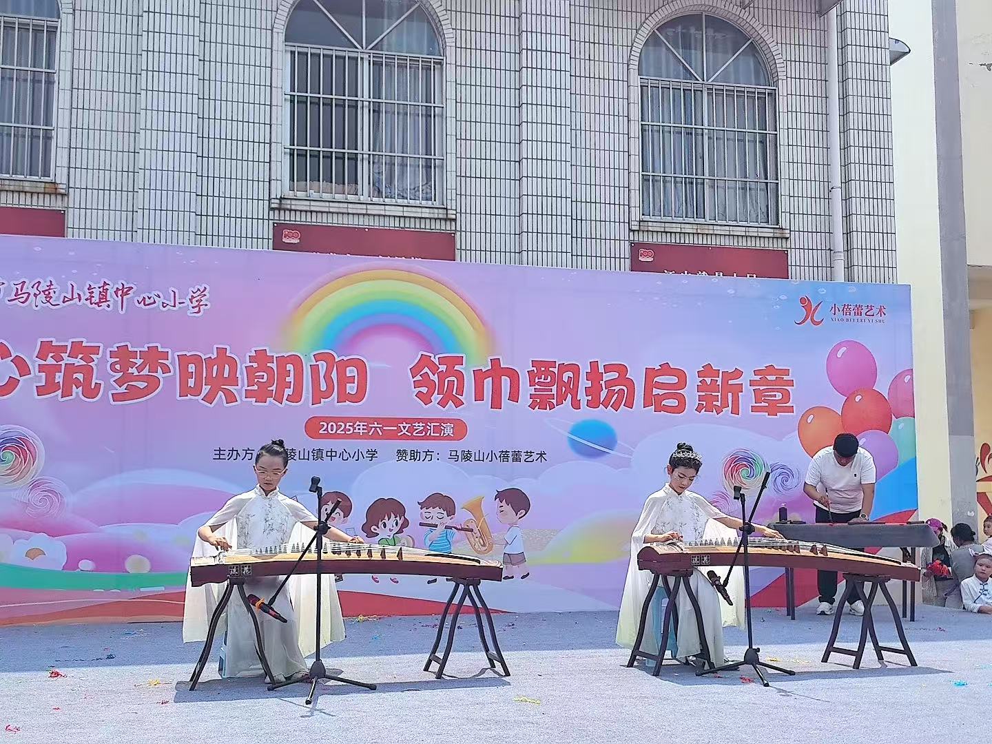 古筝.jpg