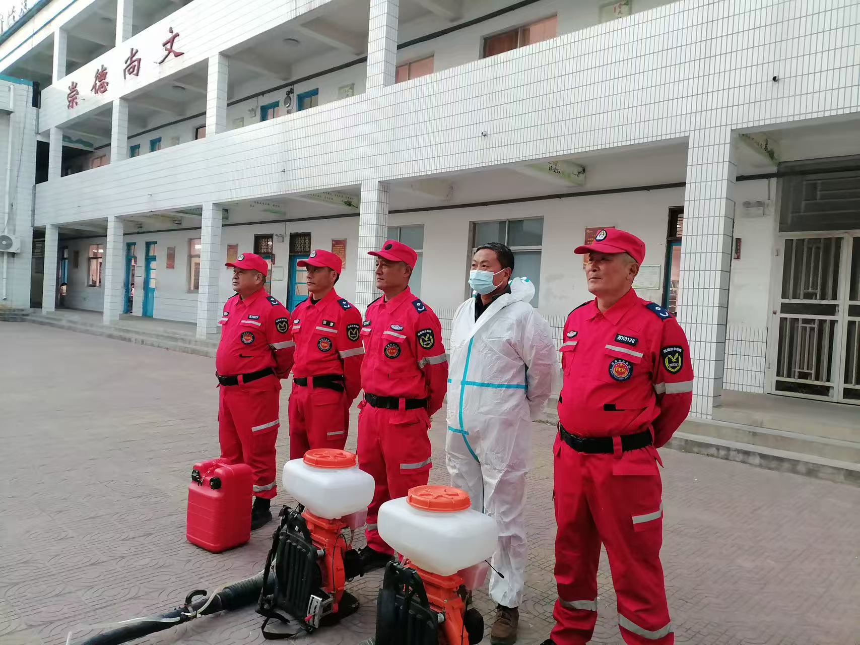 第一张.jpg 第一张.jpg