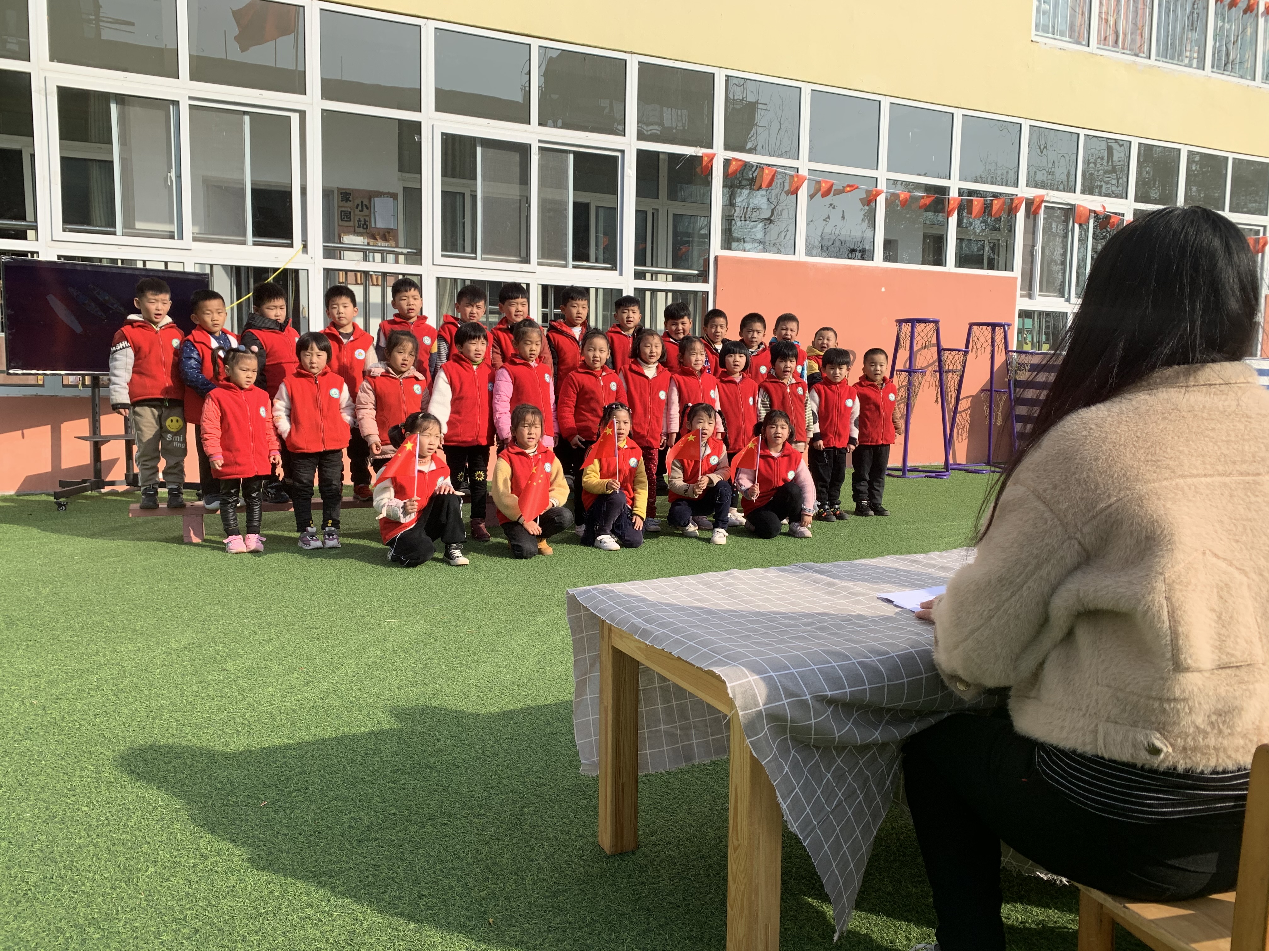 童心向党 歌唱祖国——合沟镇中心幼儿园举行红歌大合唱比赛