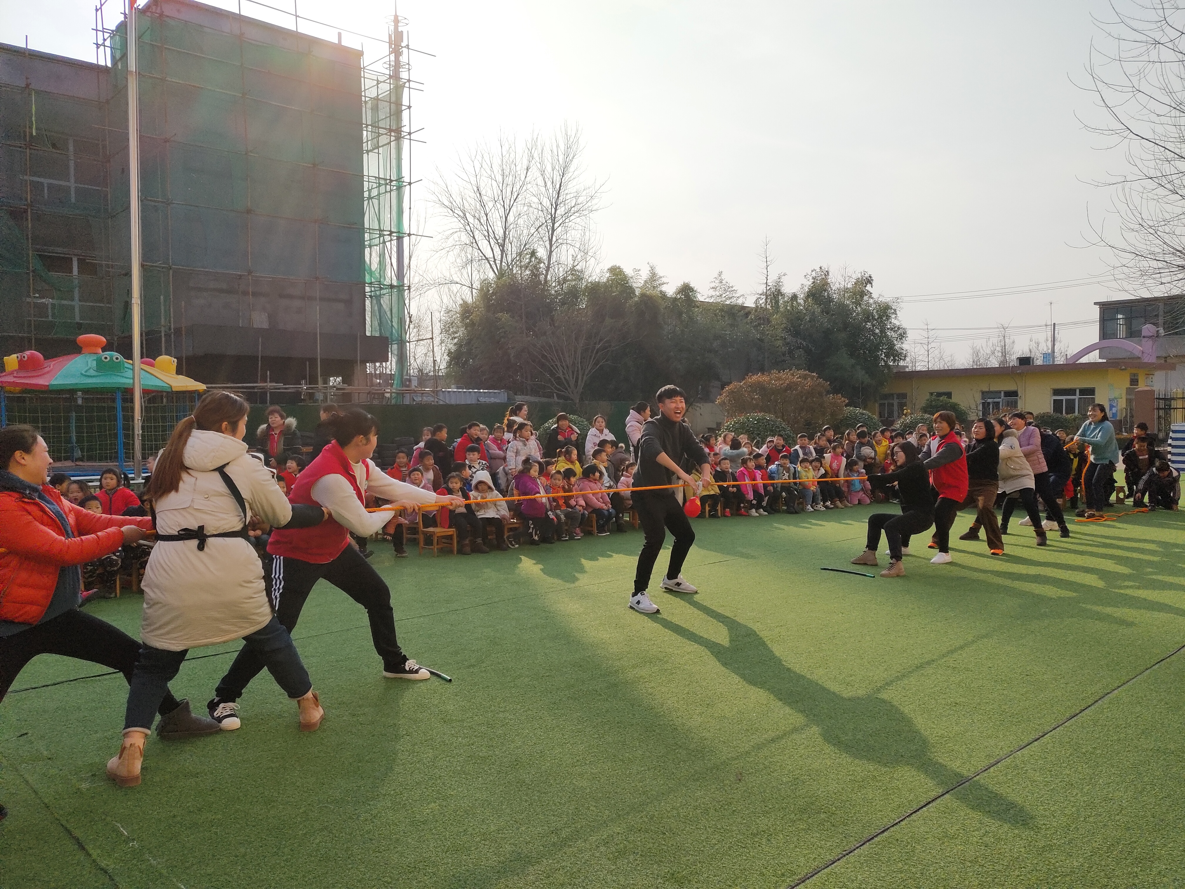 合沟镇中心幼儿园举行教职工趣味运动会