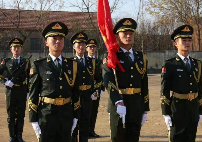 守护中国红，致敬新时代