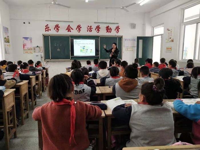 立足常规 出彩守常 ——城西小学北校区认真做好日常教学常规工作