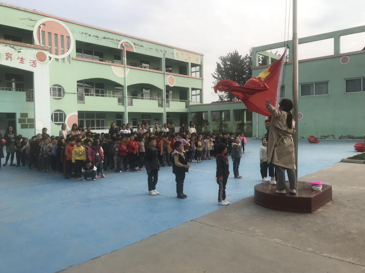 唐店中心幼儿园开展“庆祝新中国成立70周年”主题教育活动