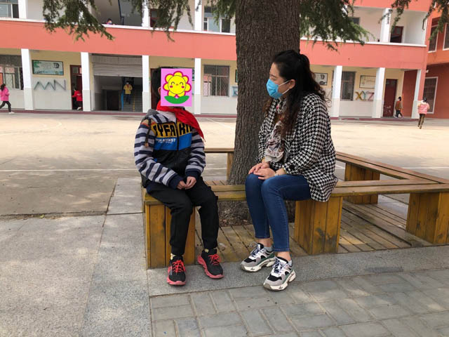 让关爱的阳光洒遍校园