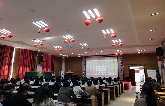 瓦窑镇小学语文教研活动在新世纪小学举行