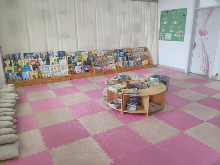 改造阅读环境，营造书香校园——港头镇第一幼儿园图书室改造