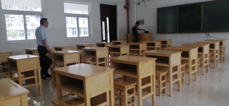 新沂市第三中学第三次检测高考考场设备