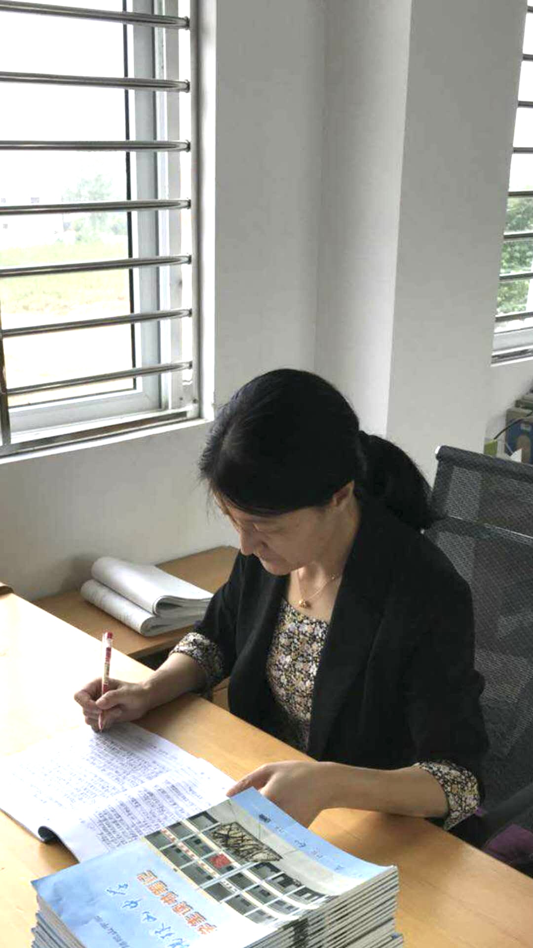 名师风采 何书芹：静心做老师，尽心教学生