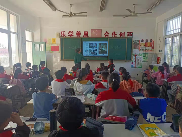 瓦窑镇双庙小学开展“关注学习，远离手机”主题班会教育