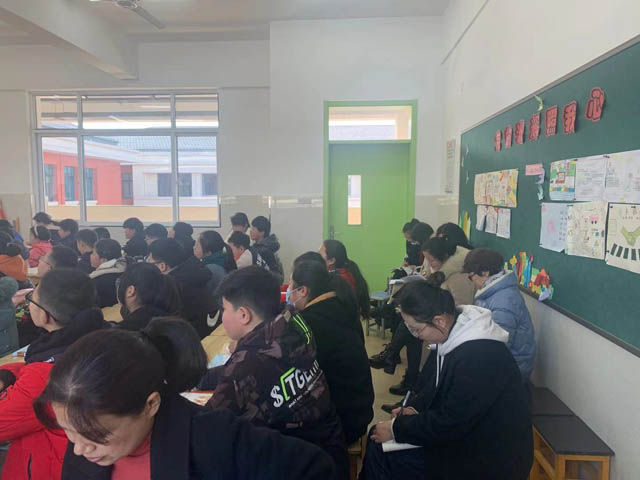 桥口小学举行阅读示范课活动