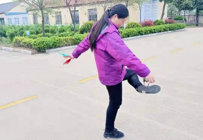快乐运动  健康生活 ——石涧小学开展教师体育锻炼活动报道