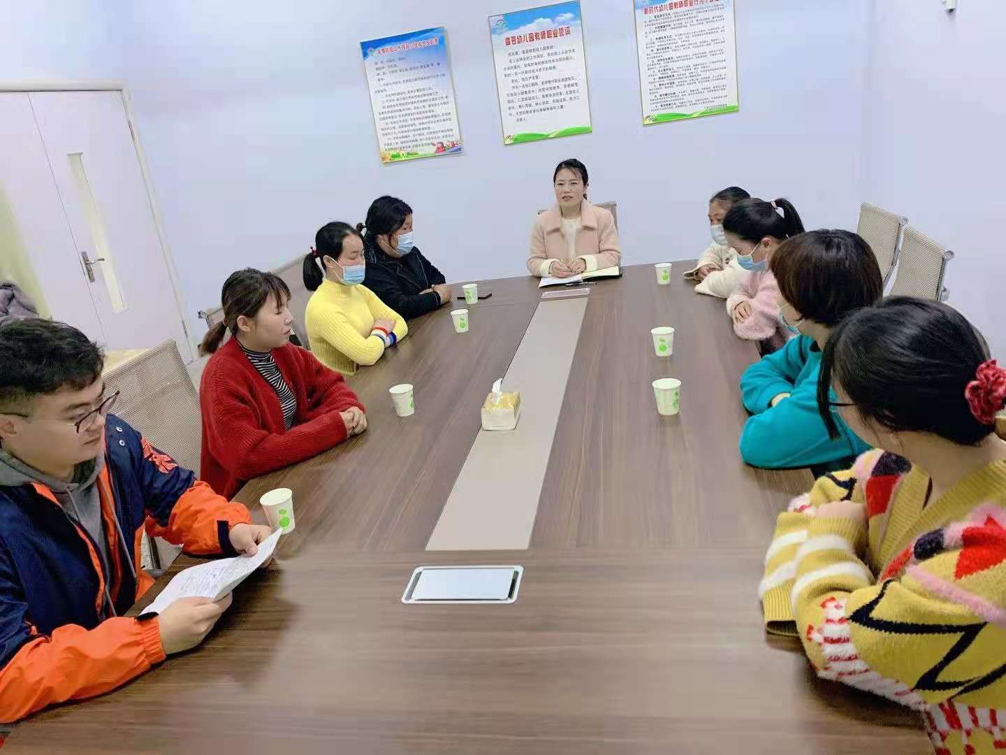 安全膳食 呵护成长——嶂苍幼儿园伙委会会议报道