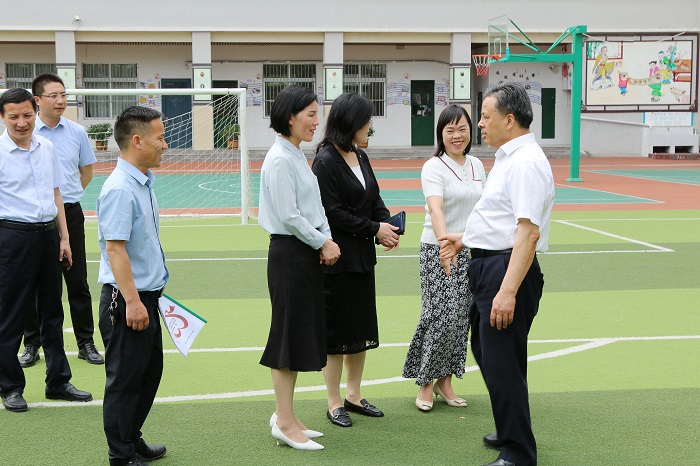 “携手慈善伴你成长” 城西小学开展“慈善文化进校园”活动