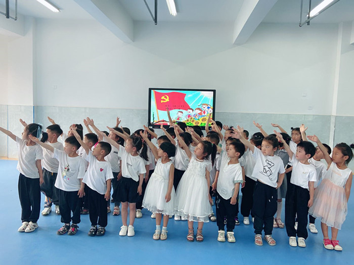 童心向党，红歌嘹亮 ——高流镇中心幼儿园红歌会活动
