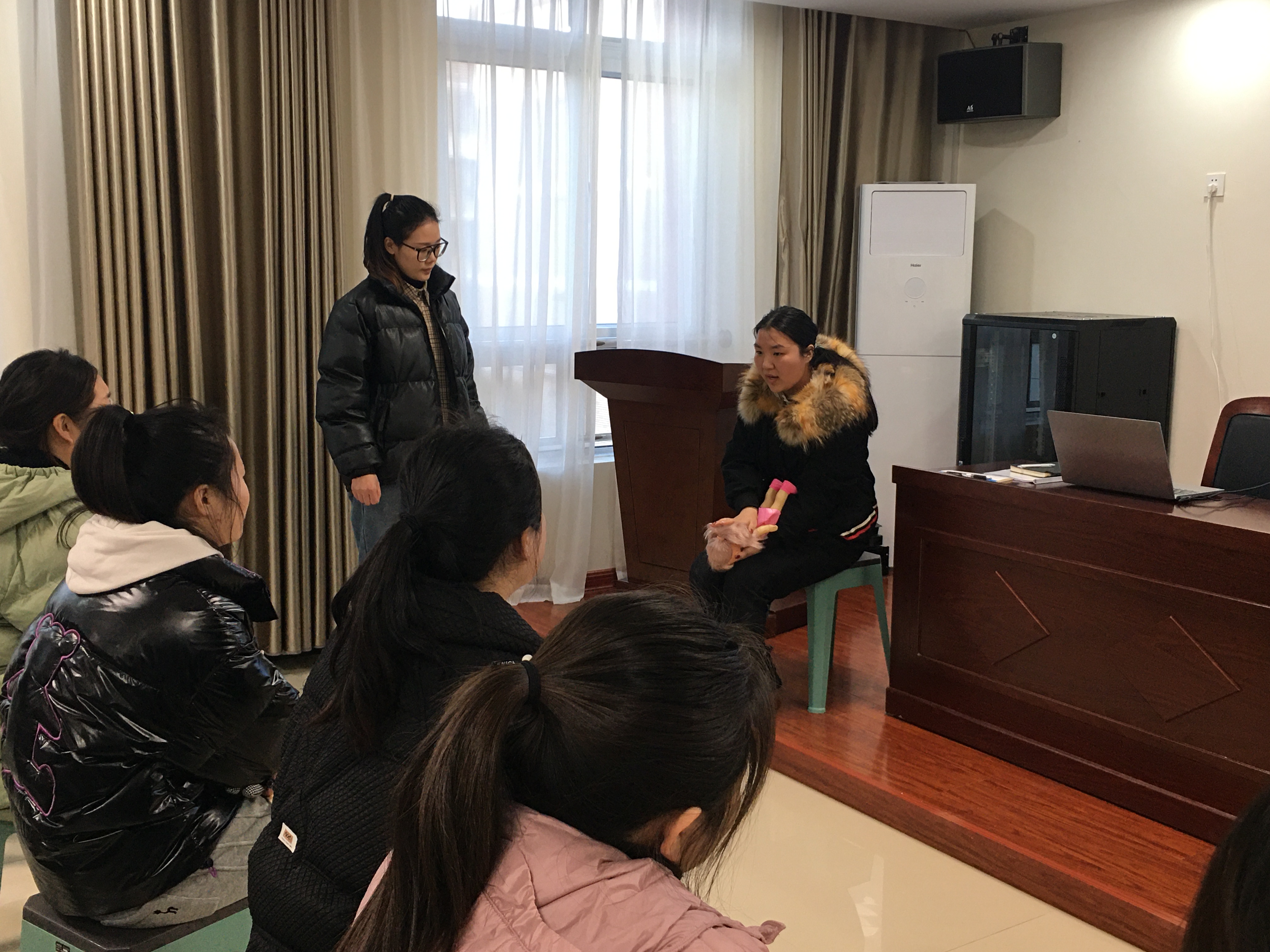 守护生命 “救”在身边 ——新沂市青年路幼儿园意外伤害急救培训