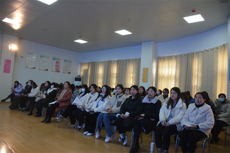 虎虎生威向未来  砥砺奋进新征程——新沂市机关幼儿园高新区分部新学期工作会议