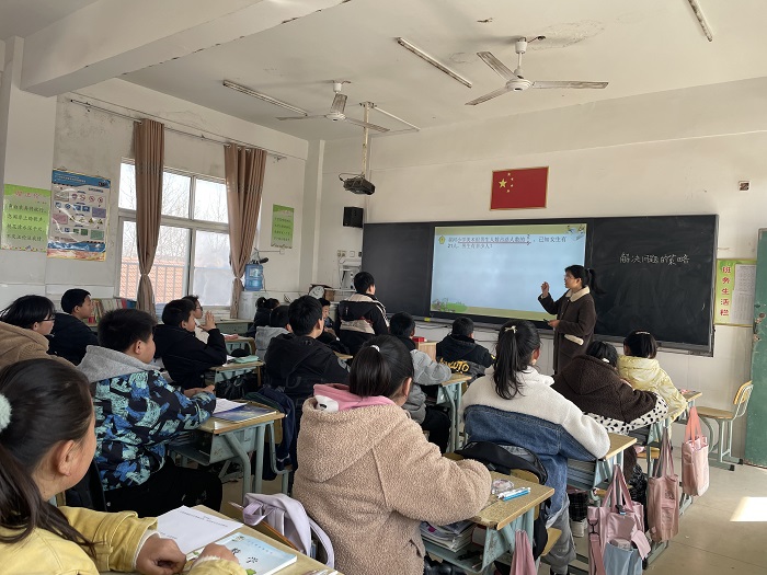 教学研讨促发展 ——高流镇耀南小学数学教学研讨活动报道