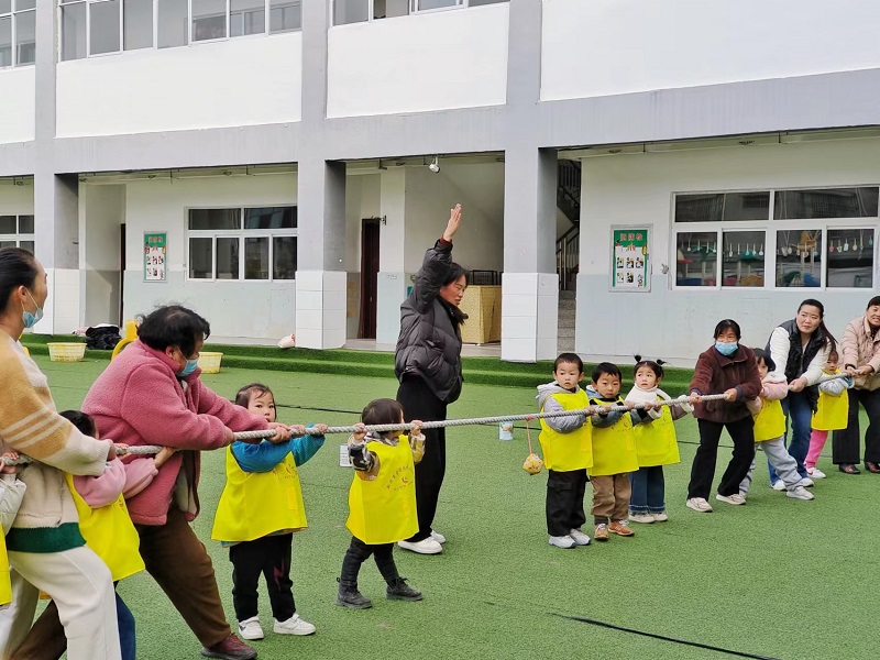 家园共育，共筑美好未来 ——窑湾镇中心幼儿园开展家长开放日活动