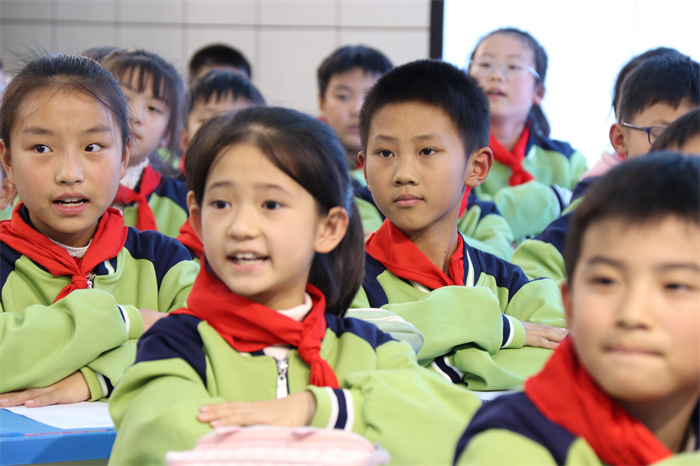 苏教名家领航   凝心聚力育人 ——城关小学举办苏教名家课堂教学研修活动