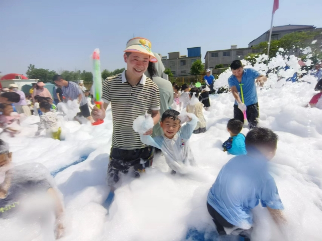 “清凉一夏·水漾年华” ——棋盘镇城岗幼儿园庆夏日亲子活动