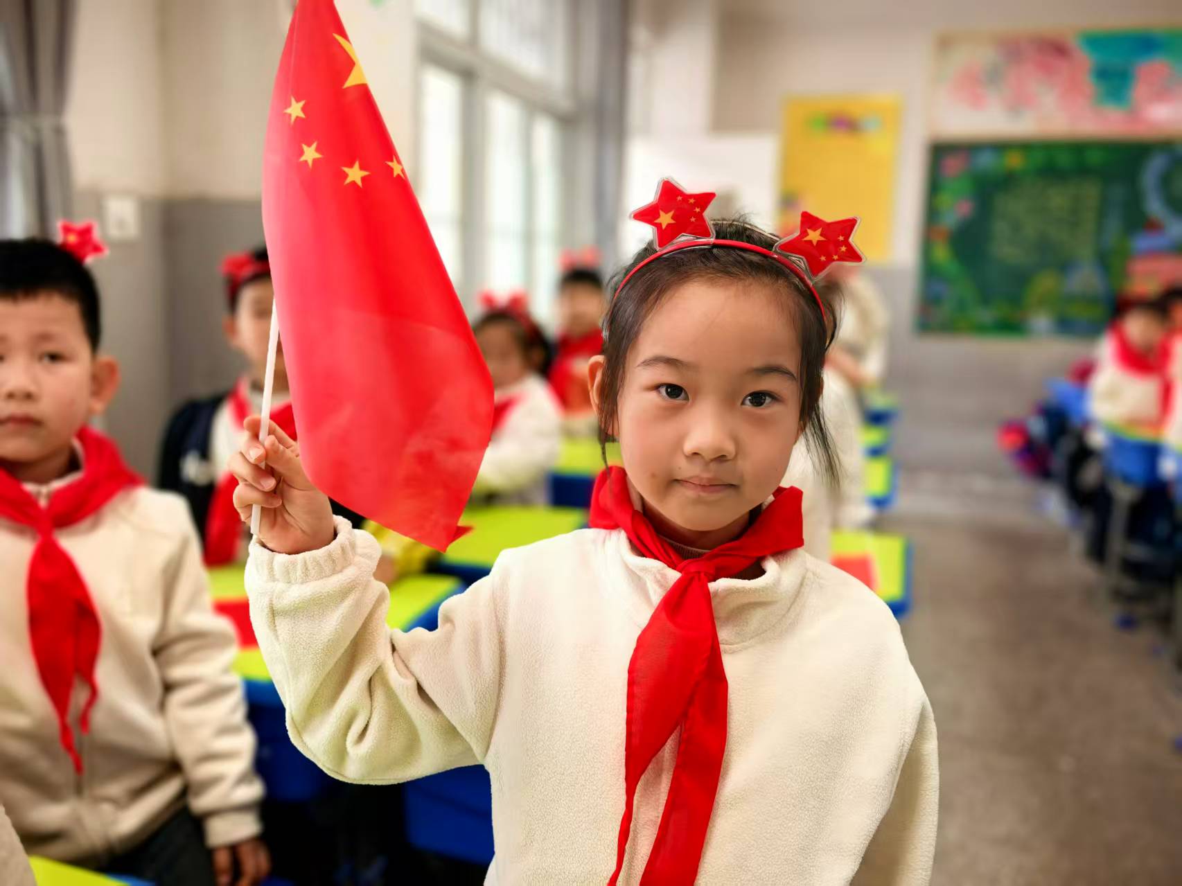 童心颂祖国   歌声亮未来 —春华小学举办爱国主义歌曲大合唱比赛