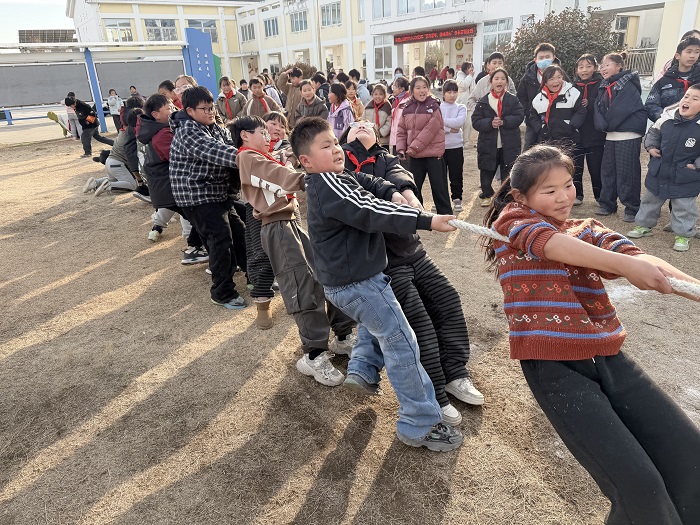 绳飞毽舞力拔山 冬日赛场竞风流——马陵山镇黄甲小学举行冬季三项赛