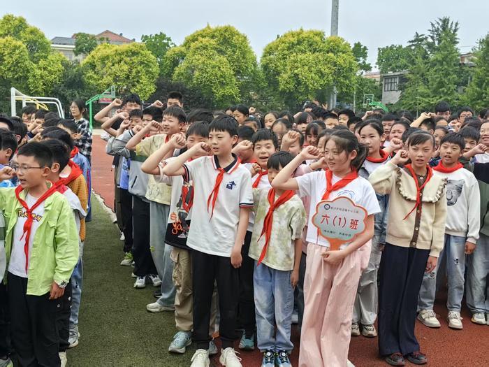 珍爱生命 谨防溺水——邵店镇中心小学开展防溺水宣誓签名活动