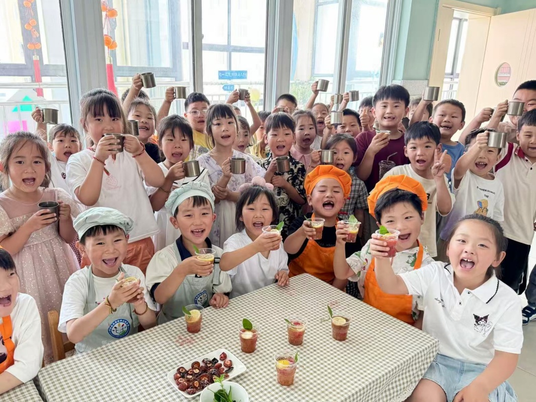 夏日清爽·梅渍番茄饮 ——邵店镇中心幼儿园食育活动