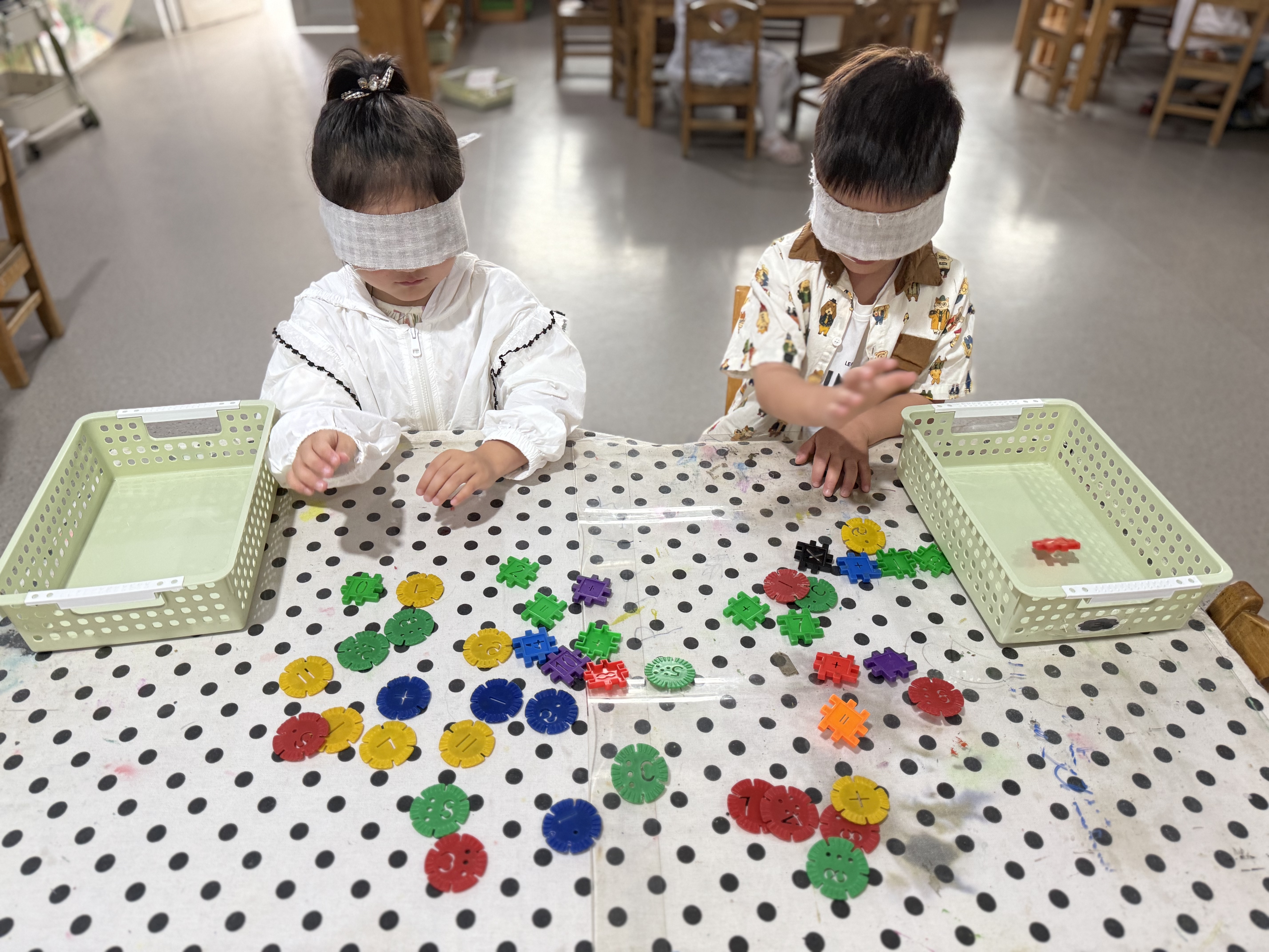 守护“睛”彩视界，“幼”见明亮未来——时集镇中心幼儿园开展“世界护眼日”活动