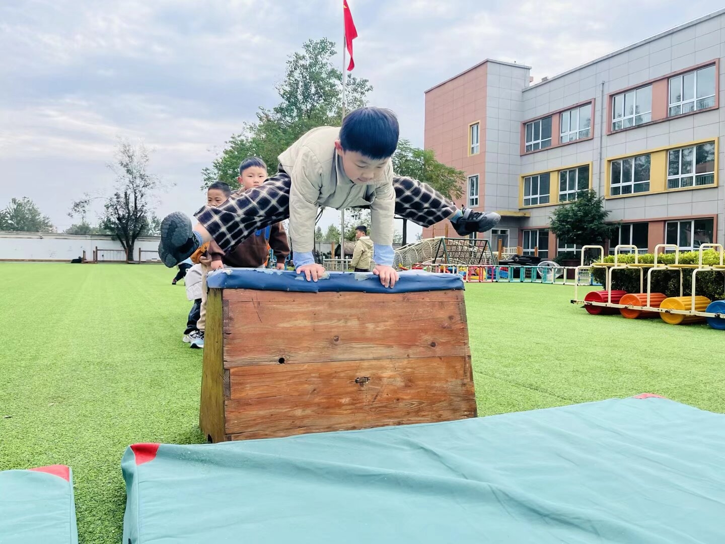 以自然为课堂 以健康为底色——合沟镇中心幼儿园打造“没有天花板的教室”