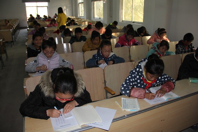 北沟小学举行学生硬笔书法比赛