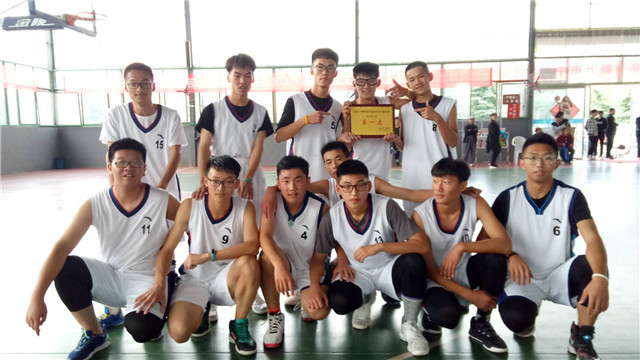 喜报：我校荣获2017年新沂市中小学篮球赛冠军