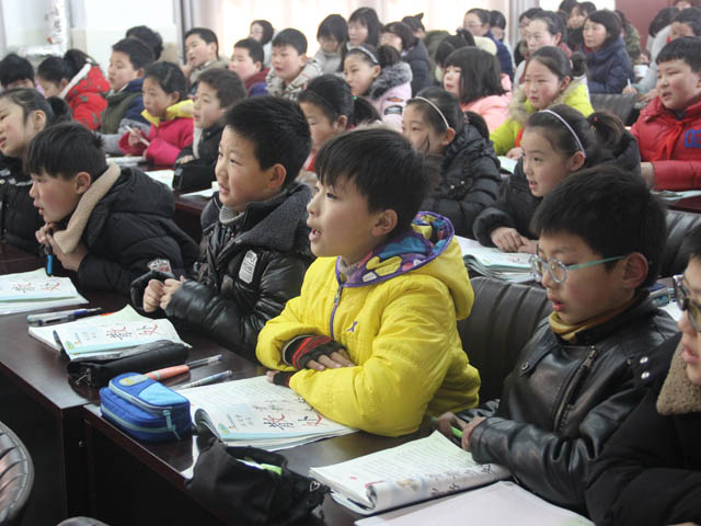 桥口小学举行“扎实推进学讲，构筑理想课堂”教学研讨活动
