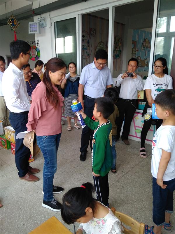窑湾镇小学举行新教育实验成果展示校校行活动
